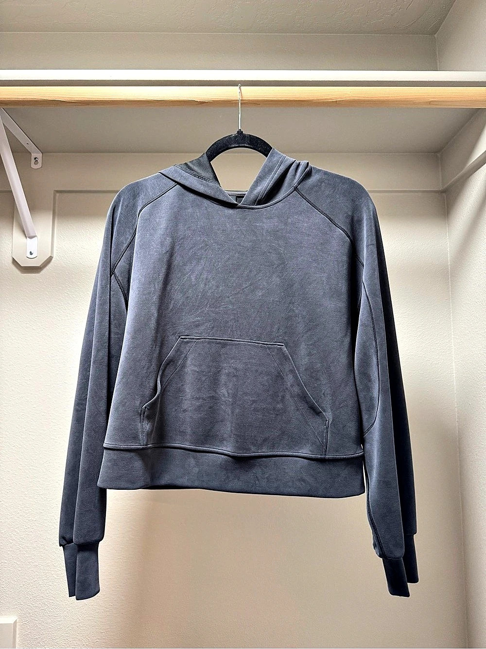 Lululemon Softstreme Cropped Hoodie